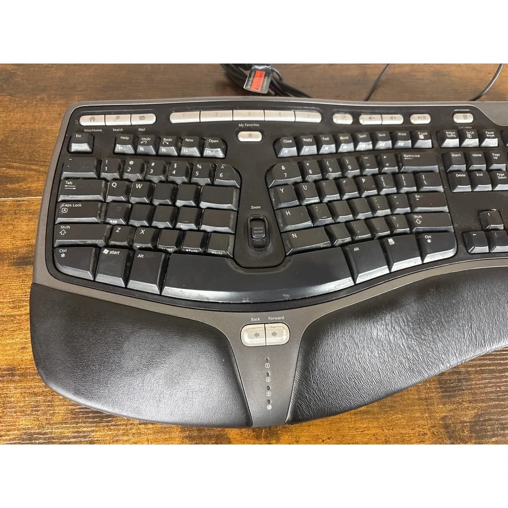 Microsoft Natural Ergonomic Keyboard 4000 v1.0 Wired USB Black KU-0462‎